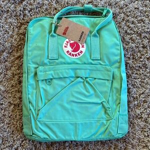 NWT Fjallraven Apple Mint Green Classic Kanken Unisex Convertible Backpack